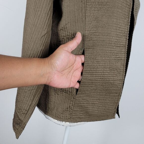 Eileen Fisher Small 100% Silk Olive Brown Textured Blazer With Pockets - Picture 4 of 6